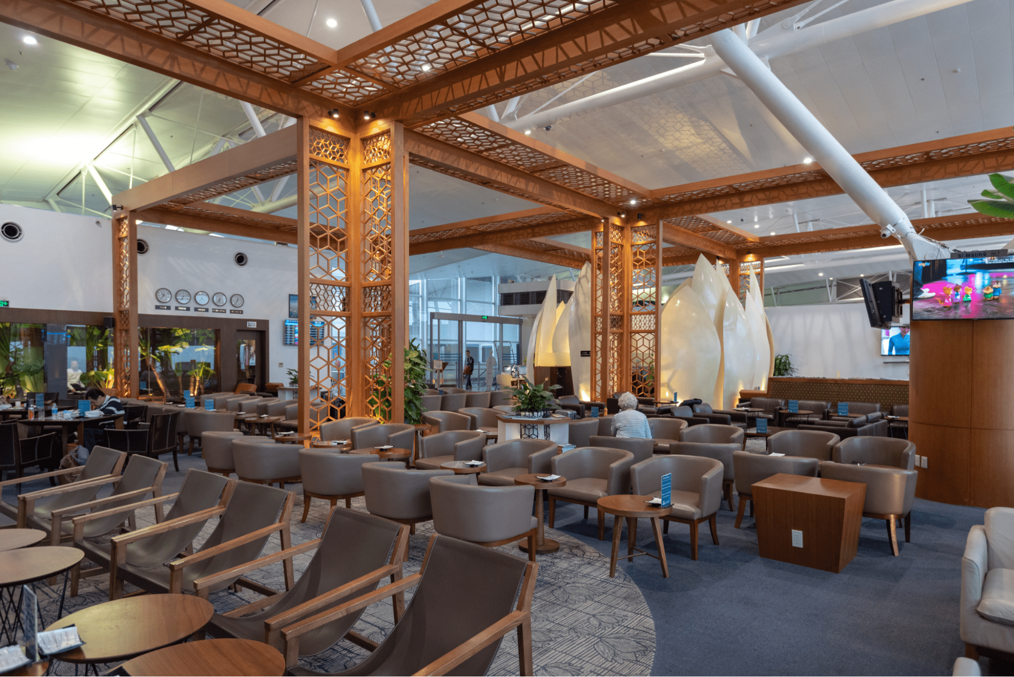 Một góc Phòng khách Bông sen (Lotus Lounge) - Phòng chờ hạng thương gia của Vietnam Airlines