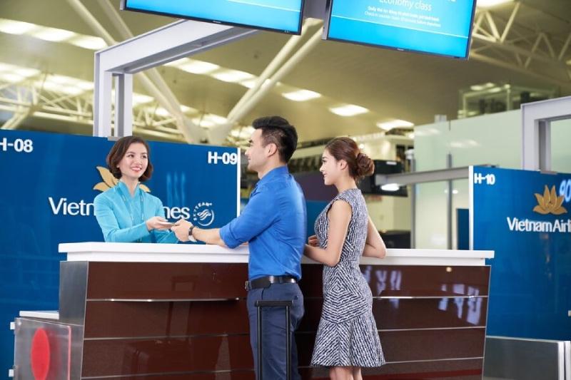 Hành khách mua vé hạng C của Vietnam Airlines sẽ được miễn phí đổi vé và hỗ trợ thủ tục hoàn vé 