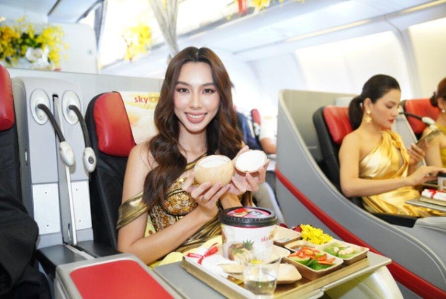 Hành khách trải nghiệm vé máy bay Thương gia tại Vietjet Air sẽ được thưởng thức suất ăn chuẩn nhà hàng 5 sao với thực đơn phong phú