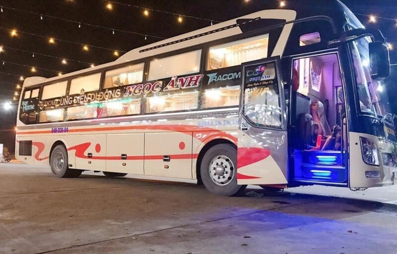 xe limousine đi quy nhơn sài gòn