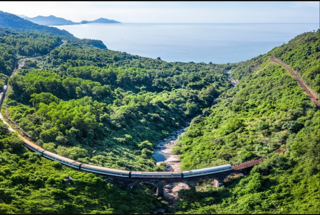 đặt vé tàu đi Nha Trang