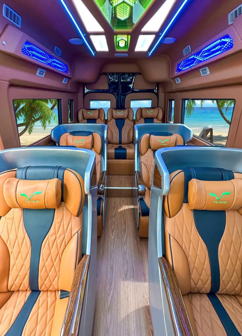 Dòng xe Vie Limousine được thiết kế theo tiêu chuẩn hạng thương gia tạo sự êm ái cho hành khách. - Nguồn ảnh Vie Limo